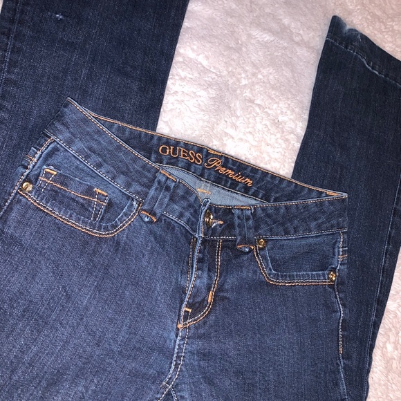 24 Guess jeans. EUC! - Picture 7 of 11
